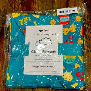 NWT Little Sleepies cloud blanket